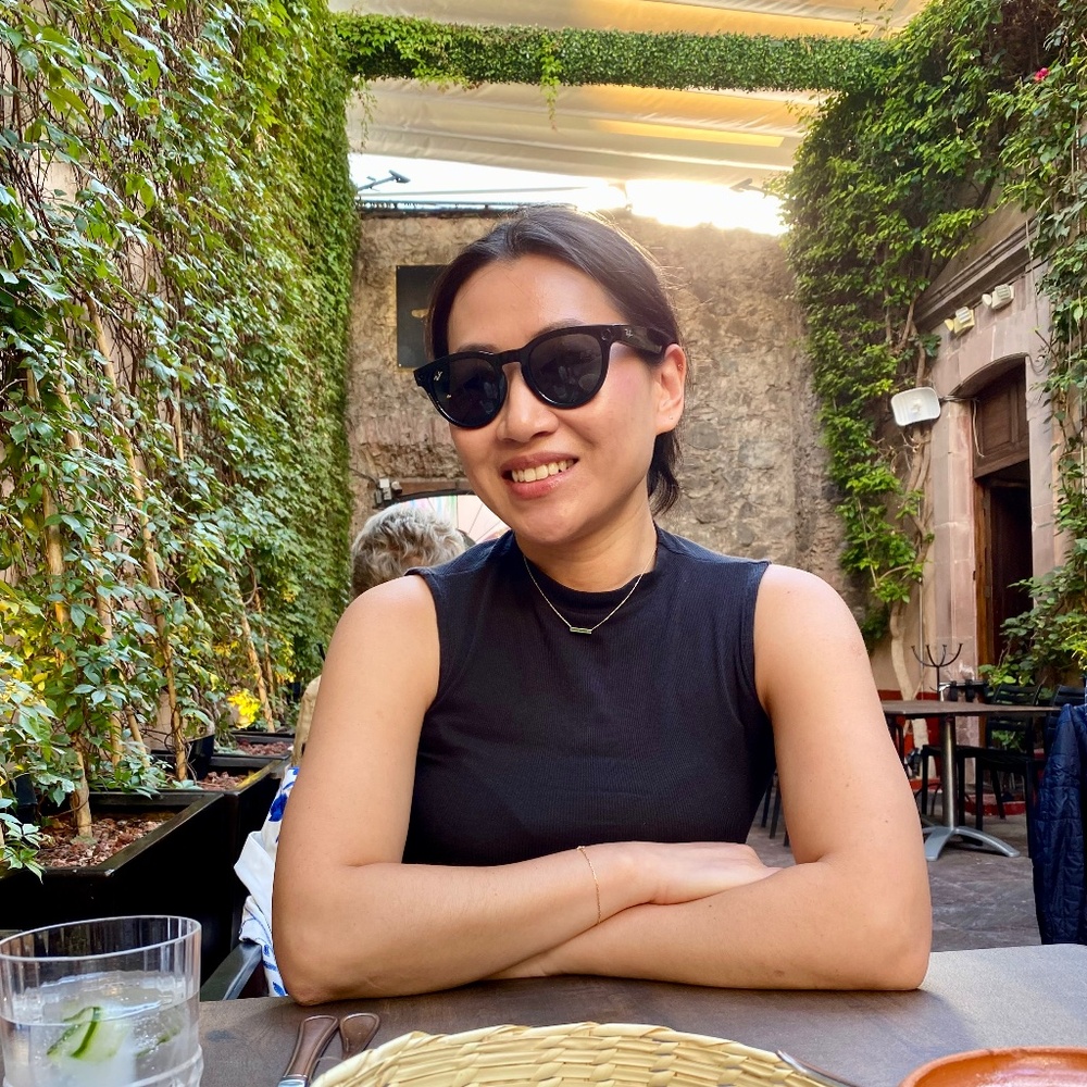 Meet your Posher, Mika